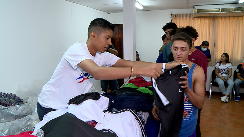 entrega-uniformes-